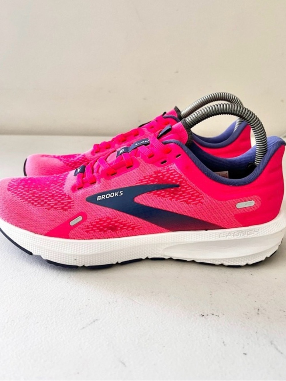 Brooks Women's Running Shoes - Hot Pink with Navy Accents